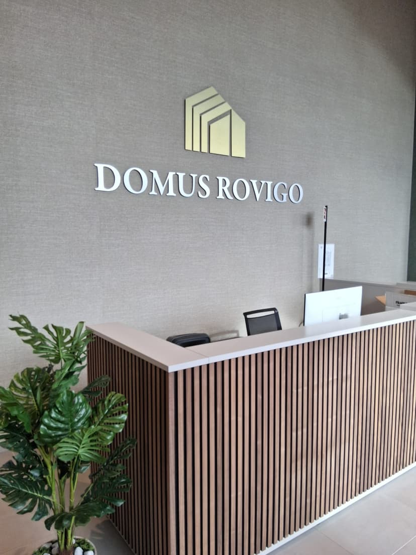 Allestimenti interni ed esterni per Domus Rovigo — dettaglio 4