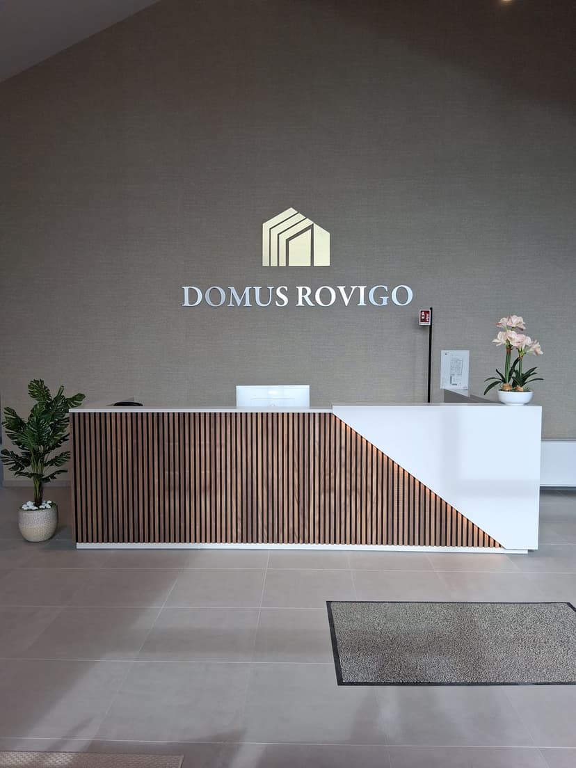 Allestimenti interni ed esterni per Domus Rovigo — dettaglio 5